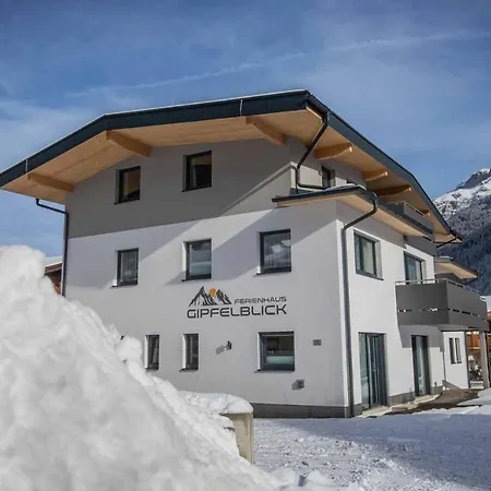 Gipfelblick Apartman *