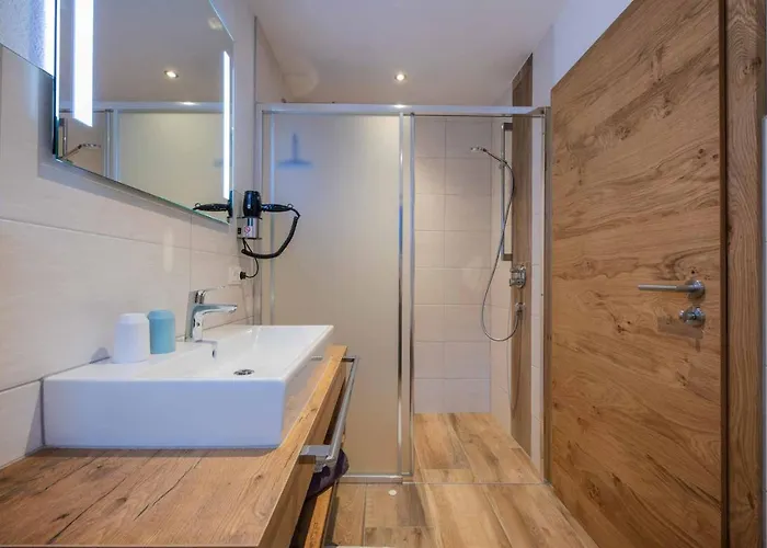 Gipfelblick * 施图拜河谷新施蒂夫特